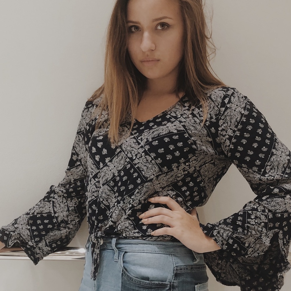 Bell Sleeve Top